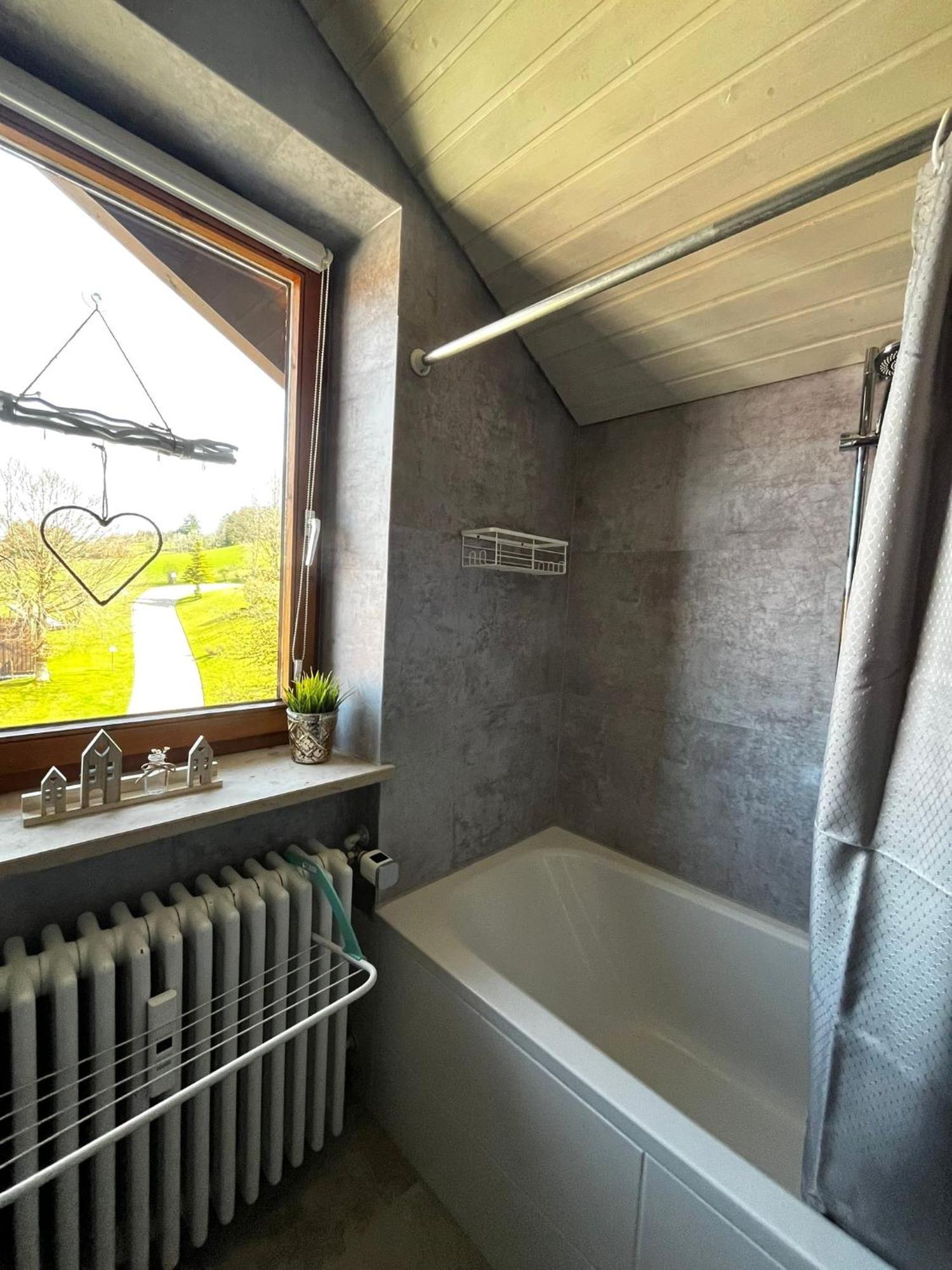 Sonnen-Juwel - Hallenbad-Sauna-2 Getrennte Schlafbereiche-Direkt An Der Skipiste Missen-Wilhams Exterior foto